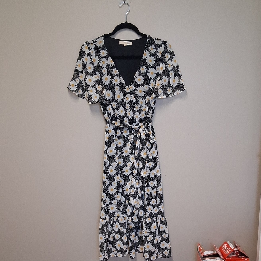 Rewind Daisy Print Midi Dress - Black and White